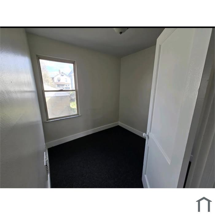330 James St