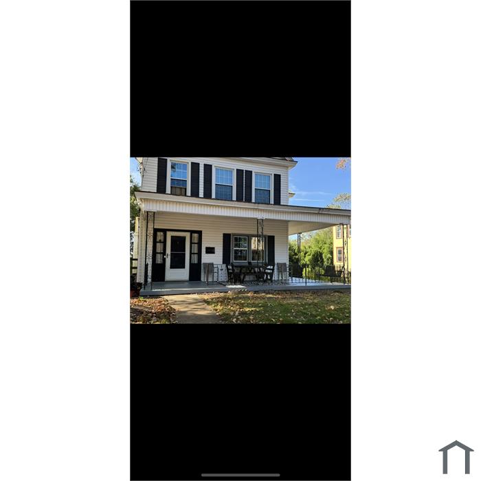 379 Ambard Ave