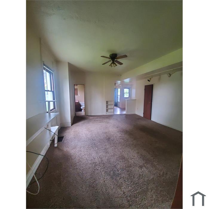 1 Bedroom Apartment 923 Climax St in Pittsburgh, PA