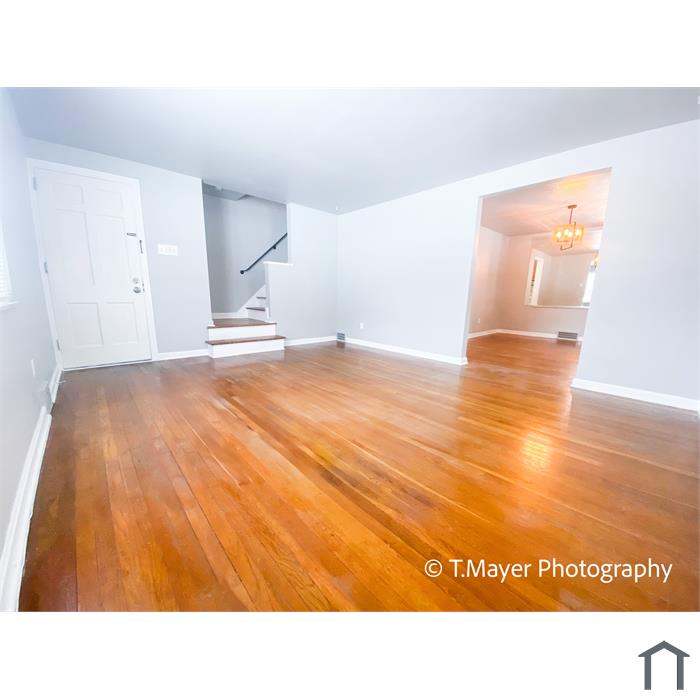 1735 Helen Dr