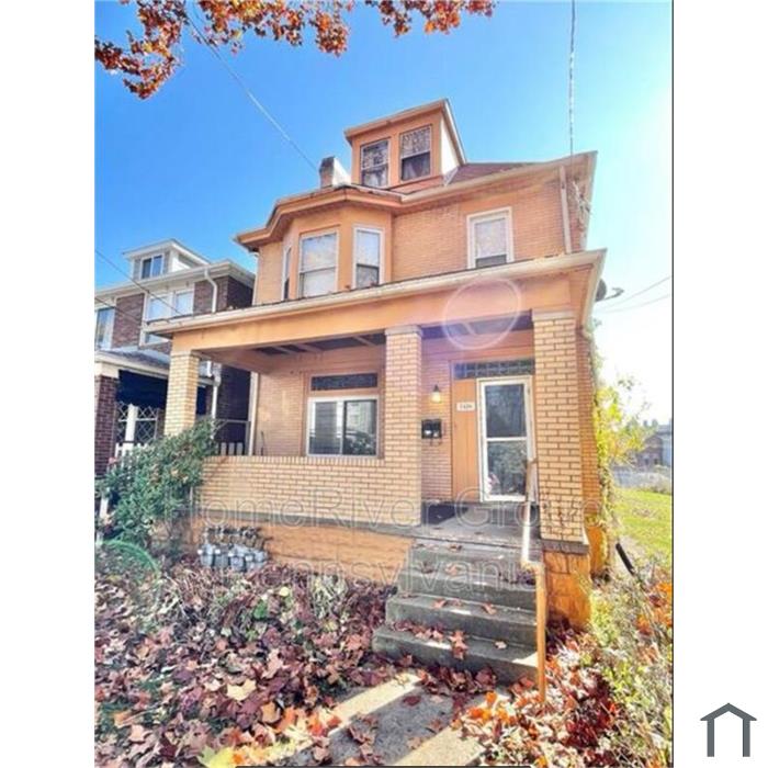 7426 Duquesne Ave