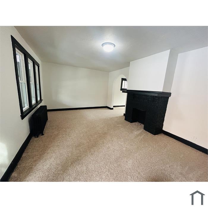 1460 Franklin Ave