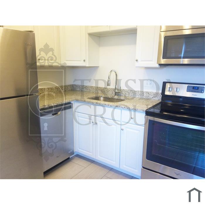 1039 Brookline Blvd