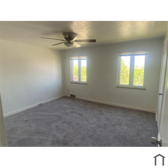 1685 Skyline Dr