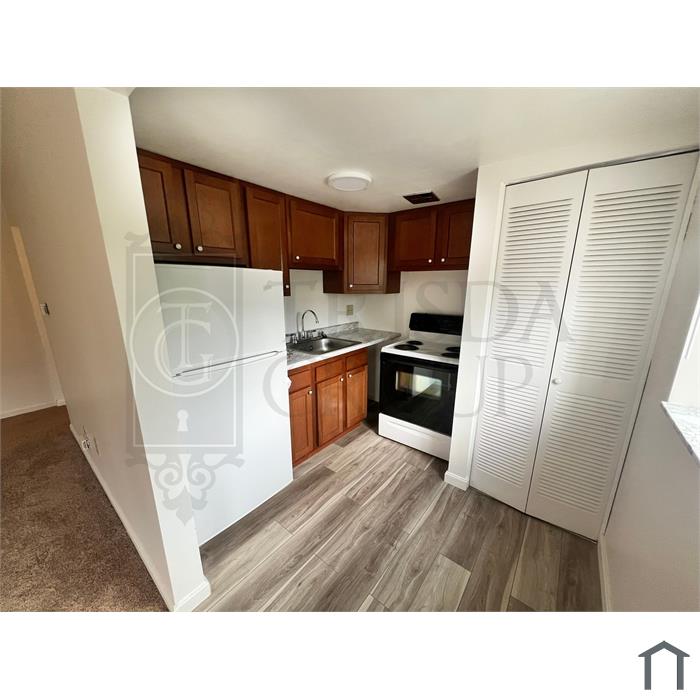 336 Perry Hwy