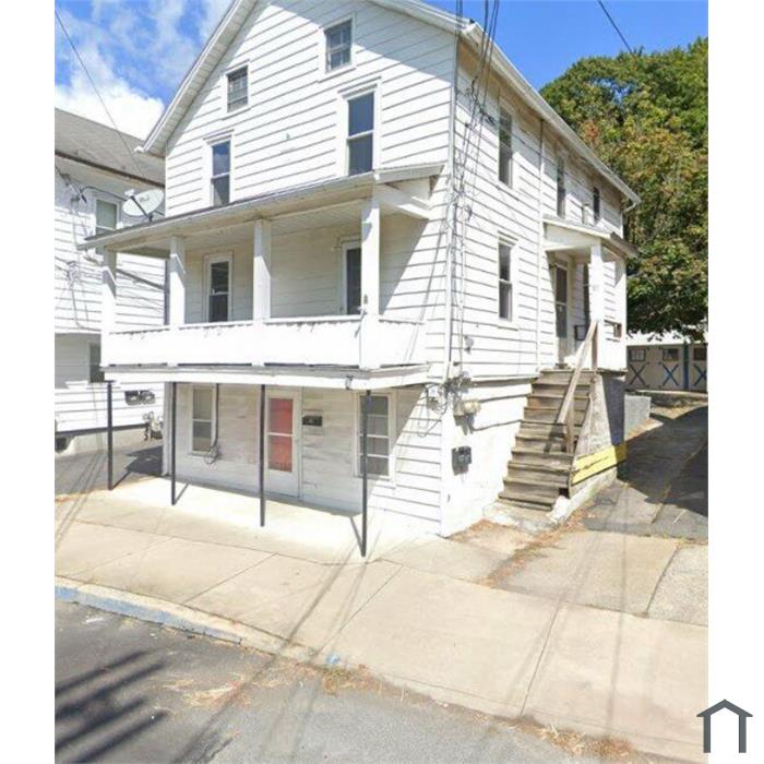 89 N Main St