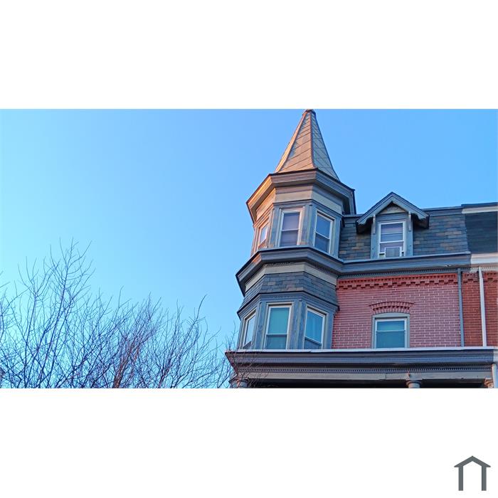 1225 W Walnut St