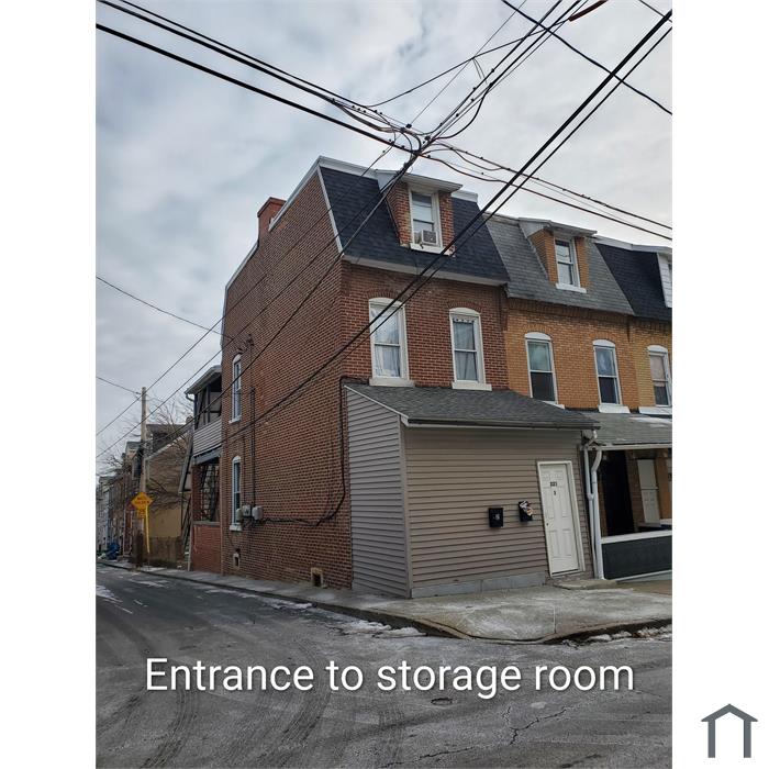 221 N Penn St