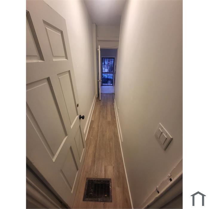 417 S 4th St