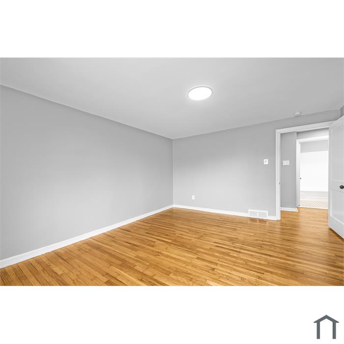 2109 Delmar Dr