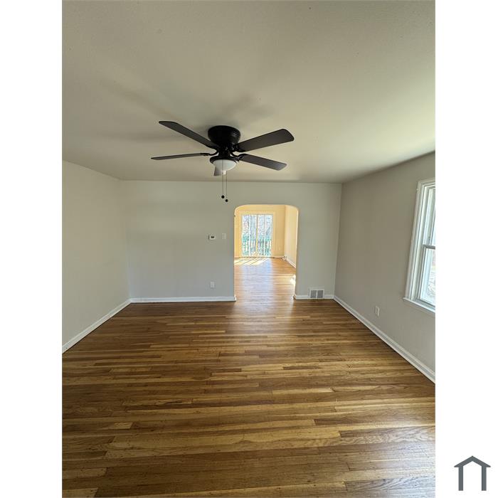 1319 Woodland Ave