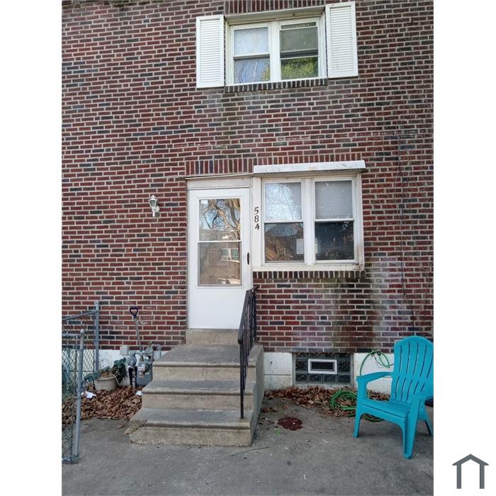 584 Snowden Rd