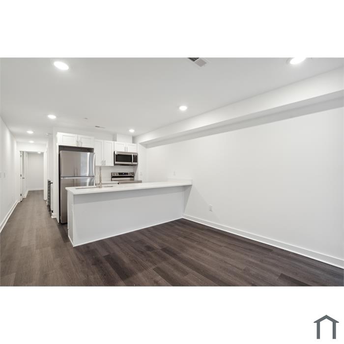 4021 Haverford Ave