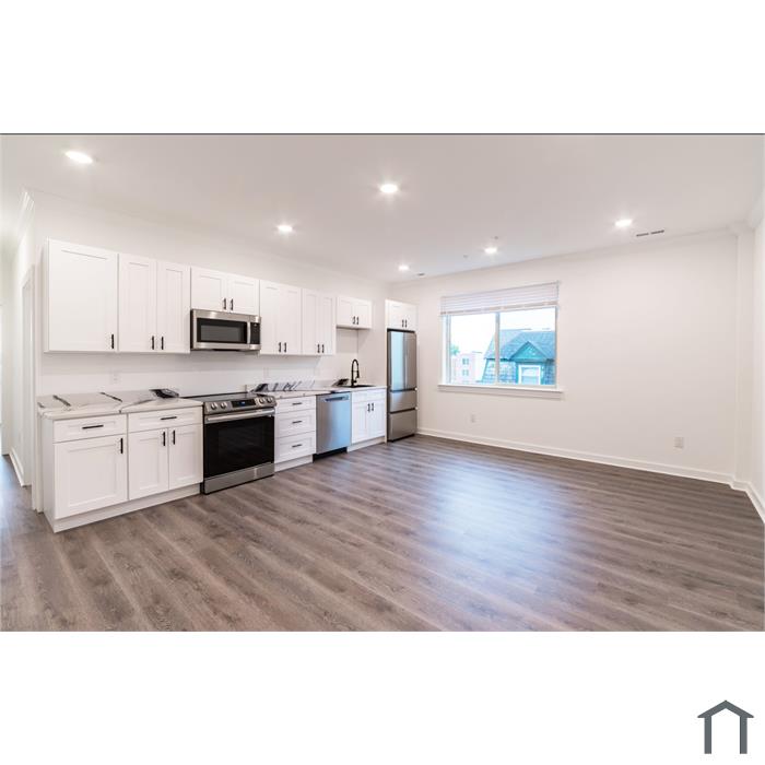 3414 Haverford Ave