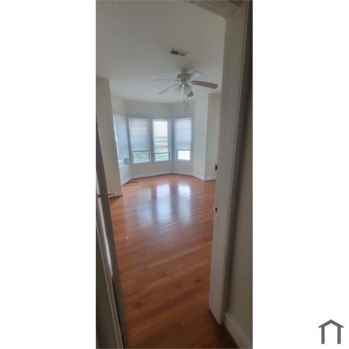 4105 W Girard Ave
