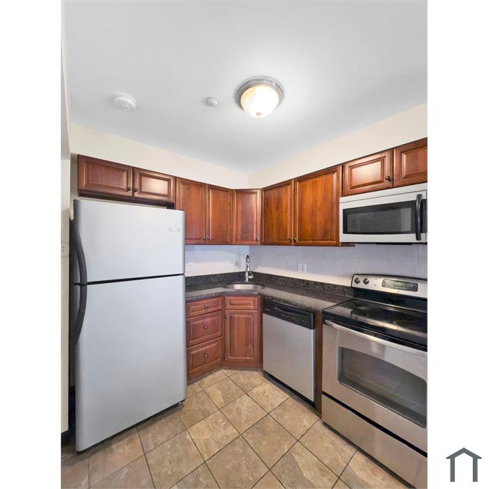 230 Market St