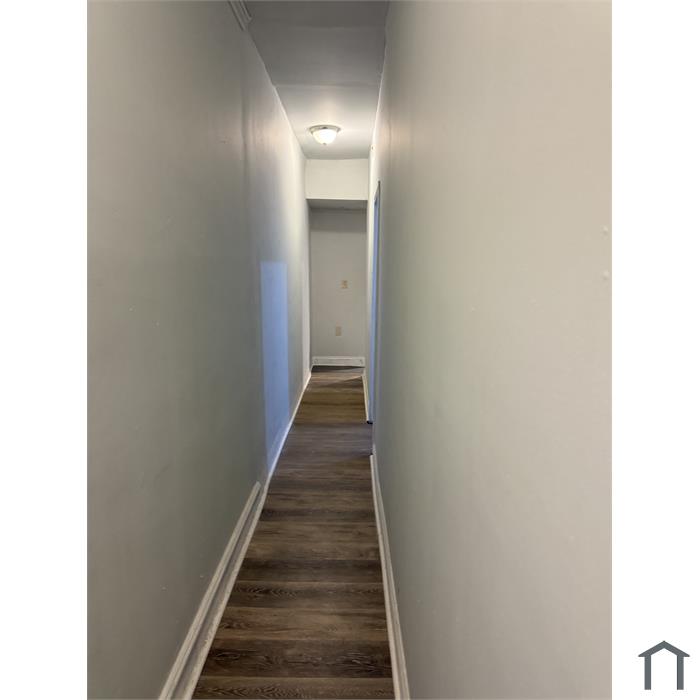 14 E Meehan Ave