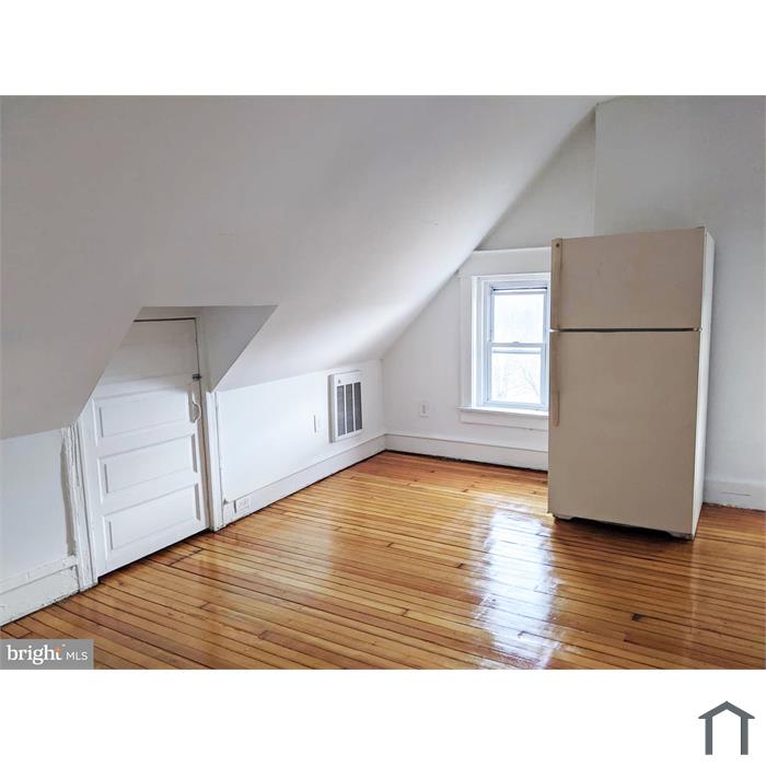 410 E Roosevelt Blvd