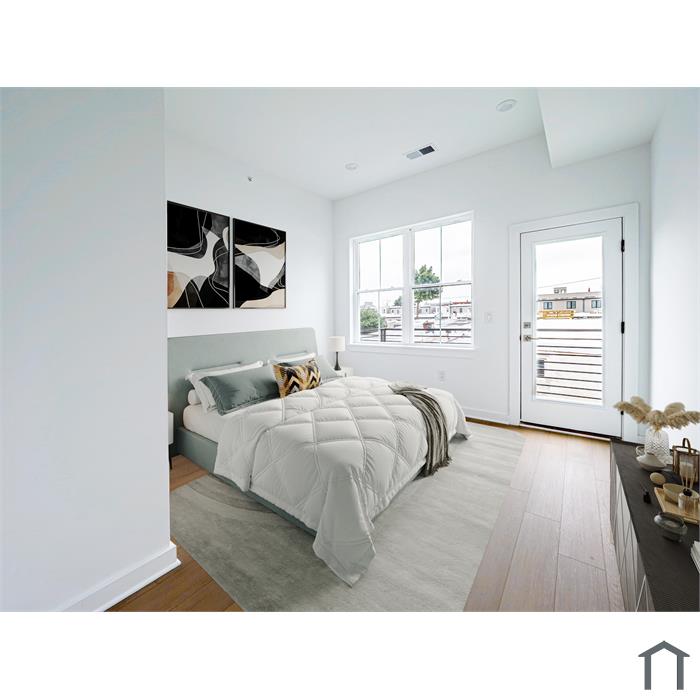 2403-2407 W Thompson