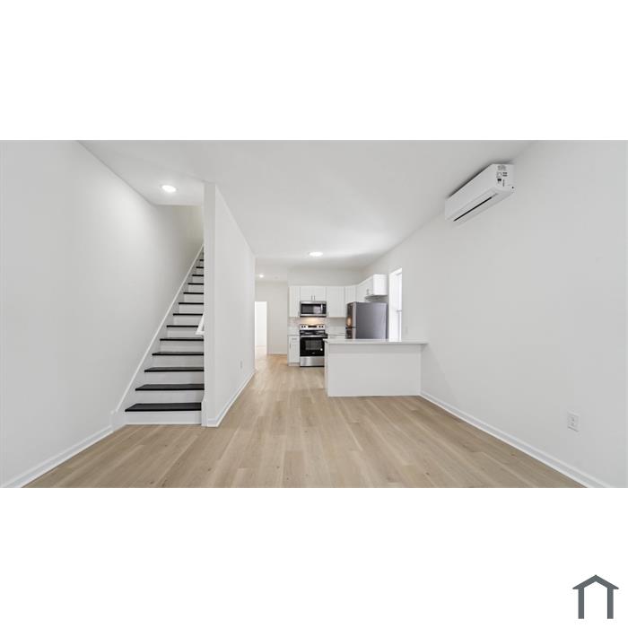 1628 W Lehigh Ave