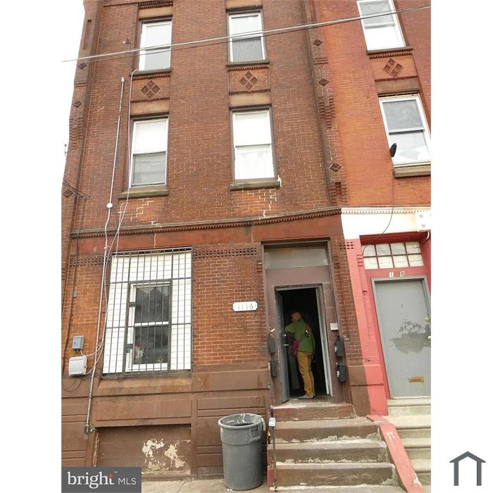 1116 W Lehigh Ave