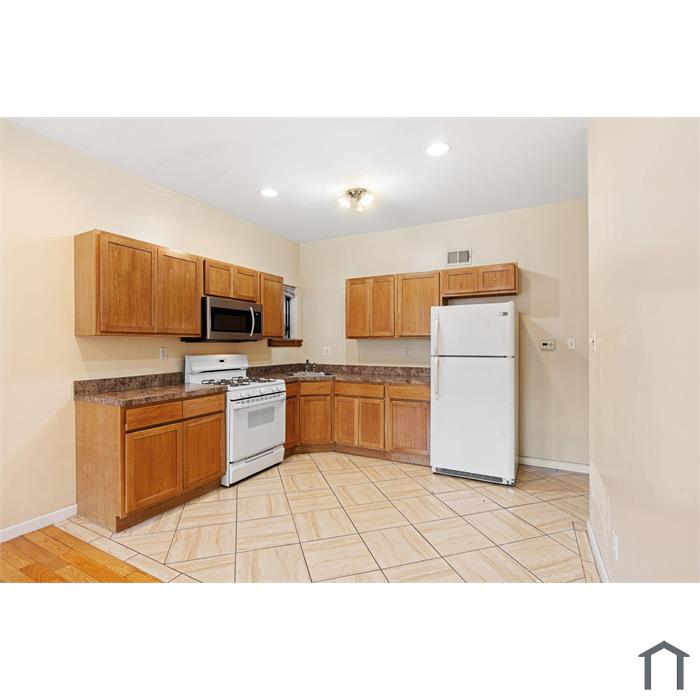 1235 W Allegheny Ave