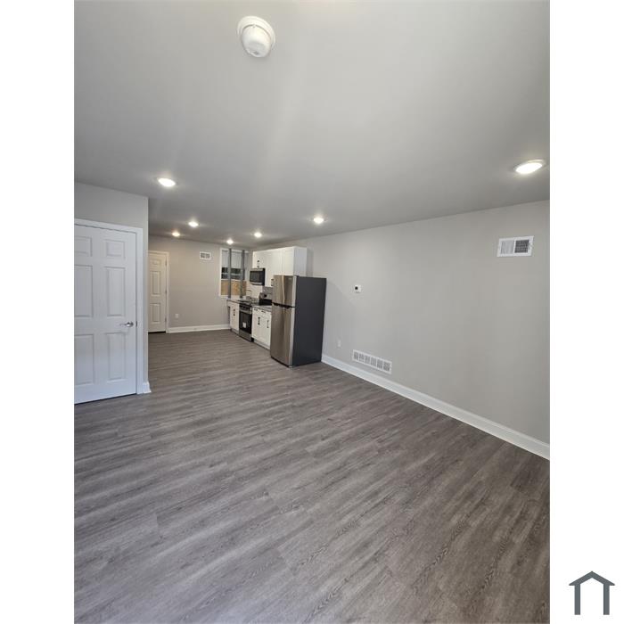 1829 E Lippincott St