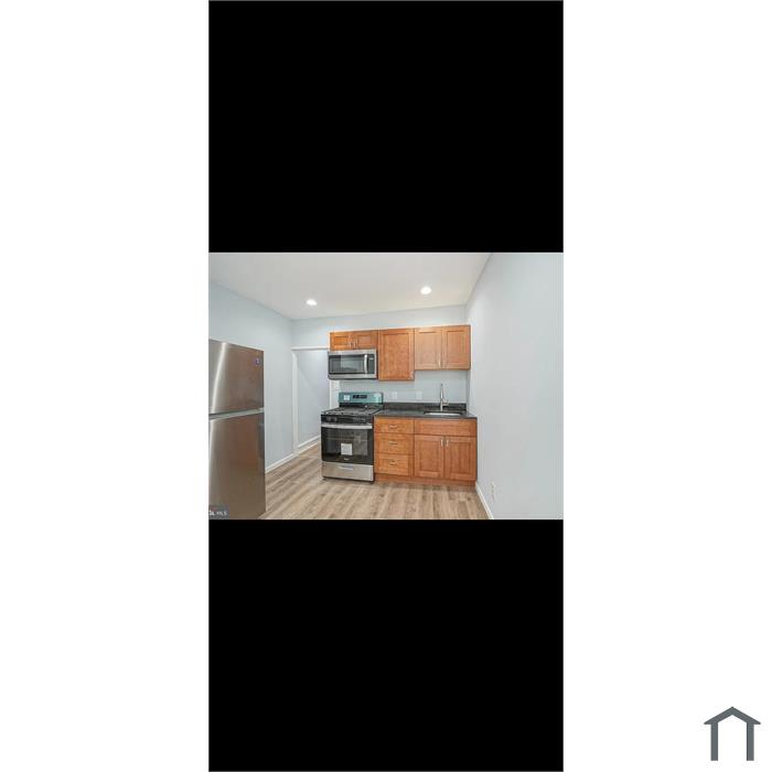 1830 E Allegheny Ave