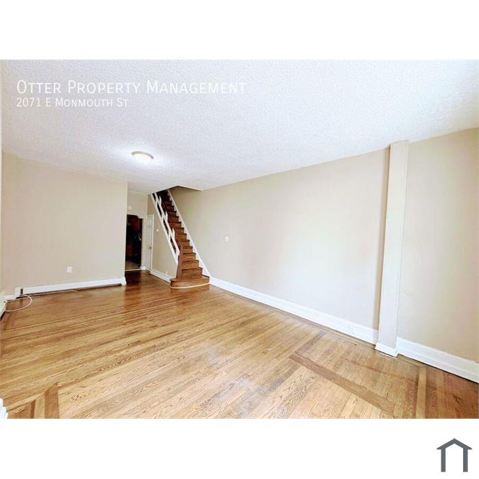 Charming 3BR/1.5BA Home with Spacious Layout & Hardwood Floors