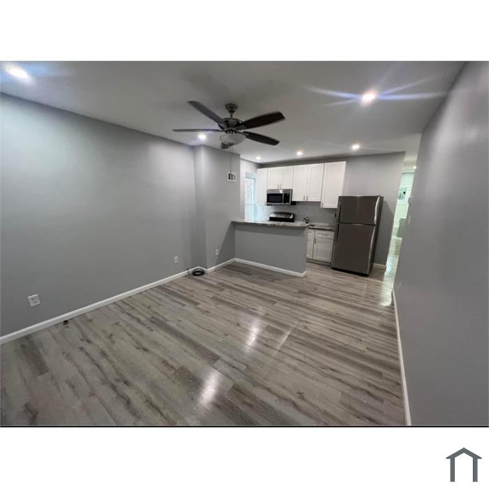 1414 W Sparks St