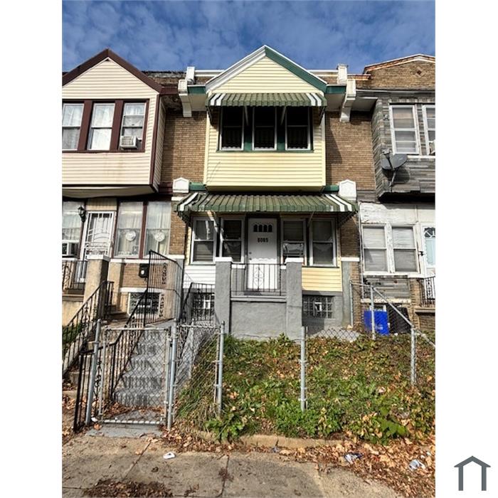 6065 Chester Ave