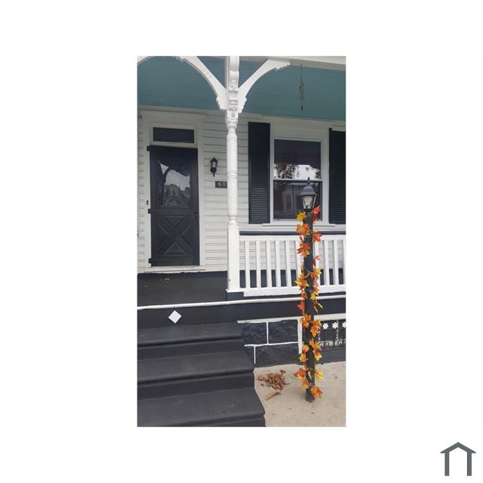 6121 Walton Ave
