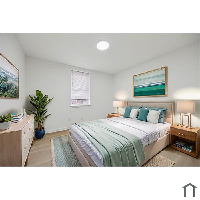 227 W Berkley St