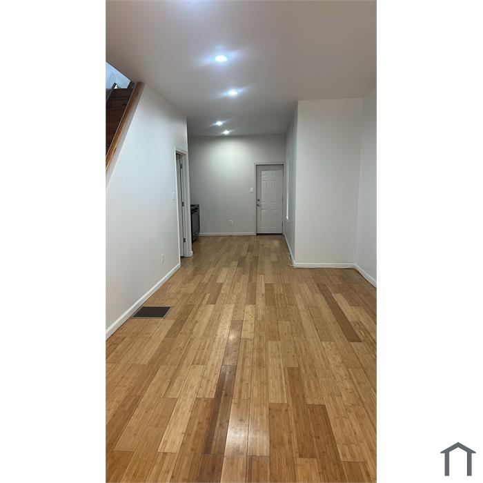 50 W Reger St