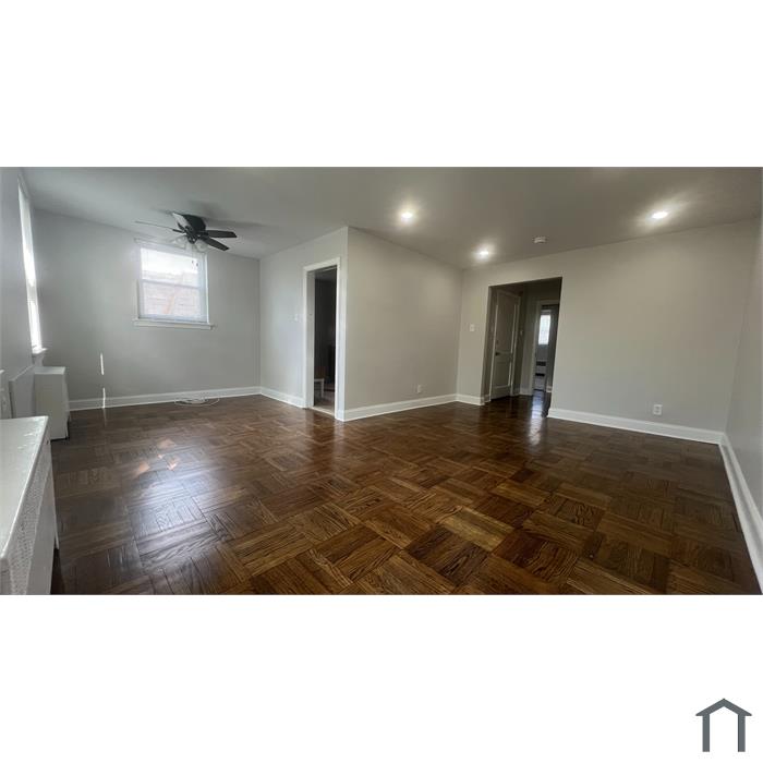 906 E Vernon Rd