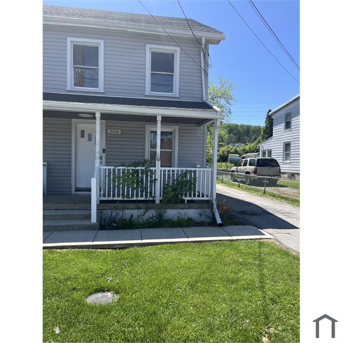 3548 Lincoln Hwy