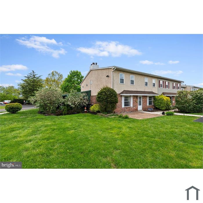 3 Bedroom Townhouse 2001 Whitpain Hls in Blue Bell, PA