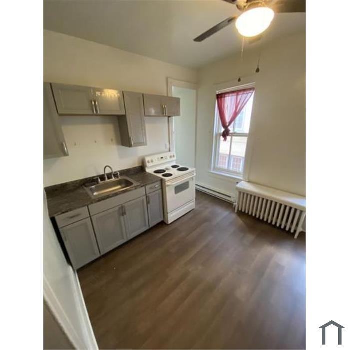 1351 Perkiomen Ave