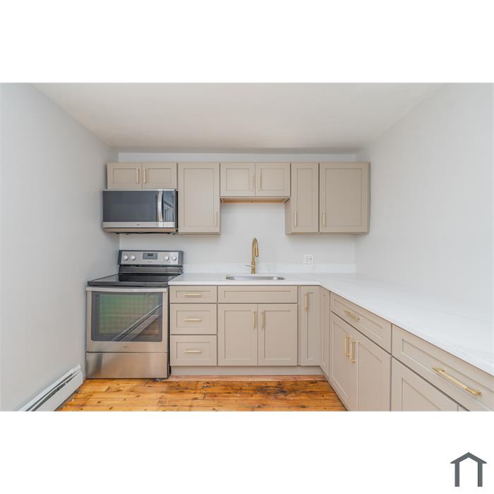 9 Nickerson St