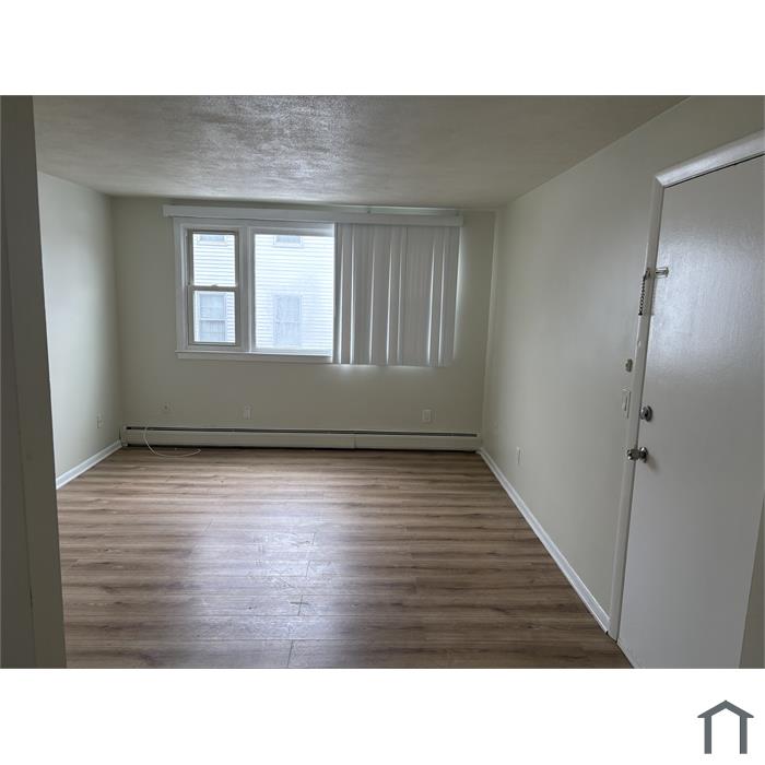 89 Draper St