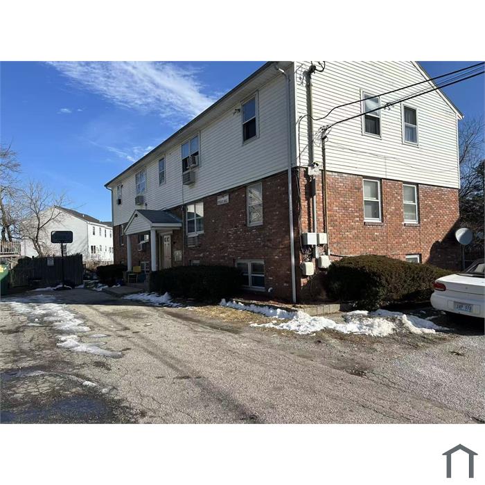 295 Admiral St