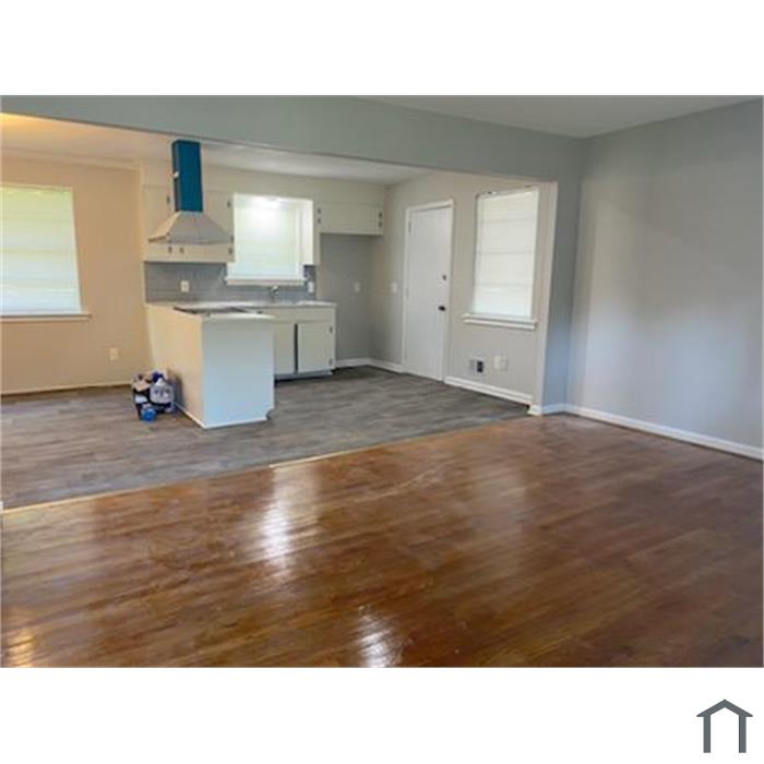 219 Dixon Dr