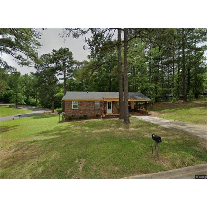 2401 Pelican Dr