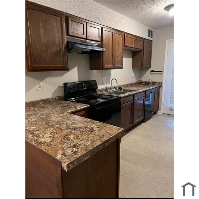 537 Hickory Hill Dr