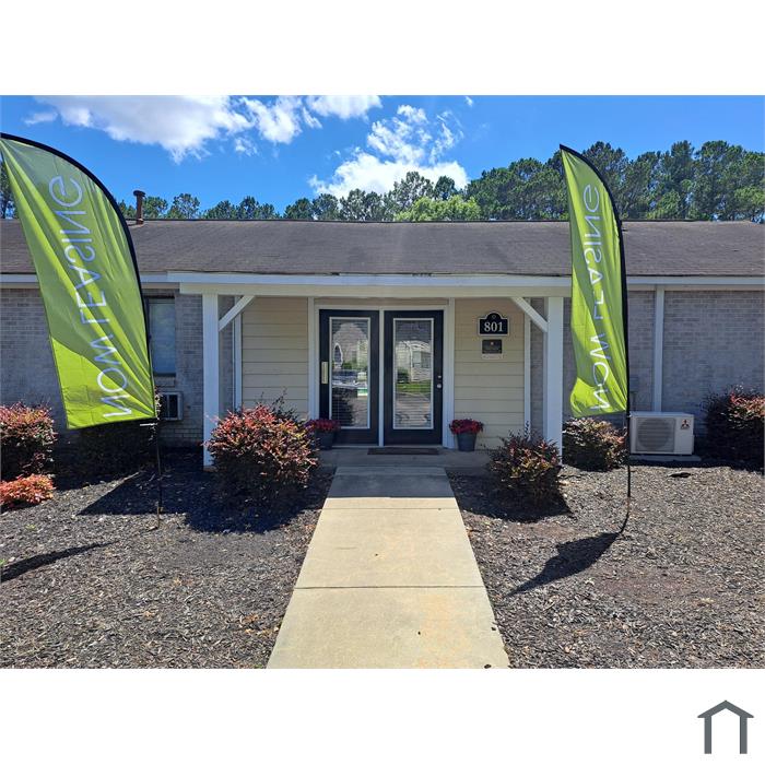 Creekside Place Apartments 