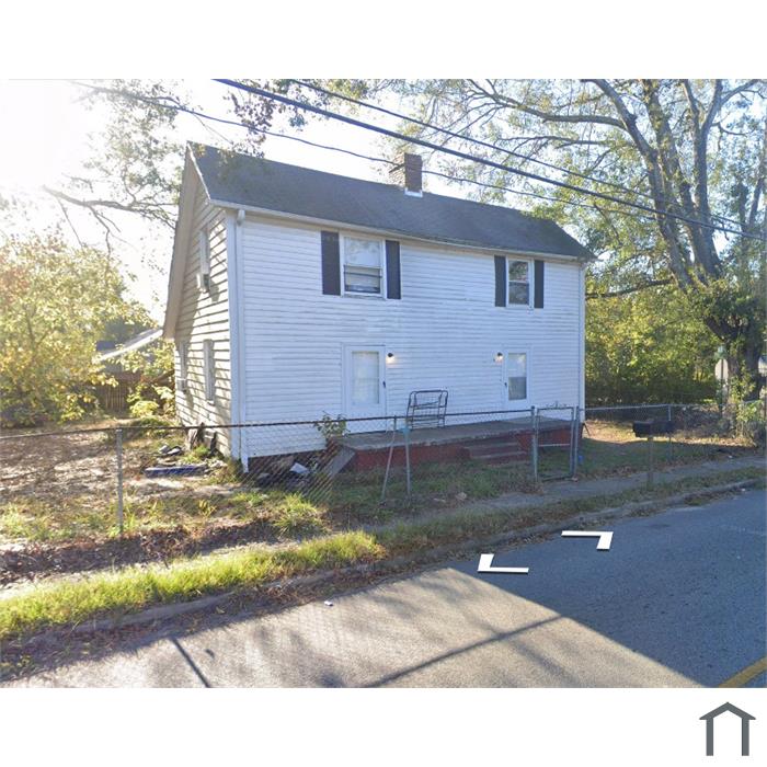 18 Front St
