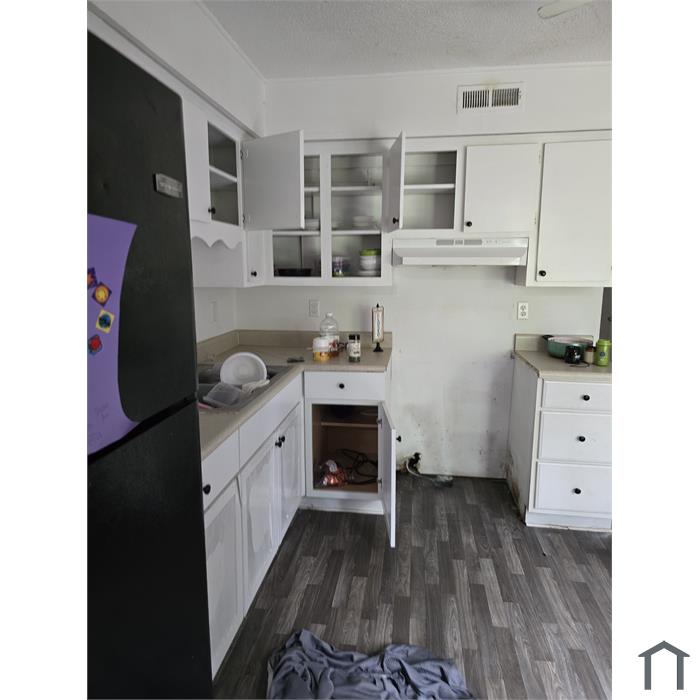 128 Langley Dr