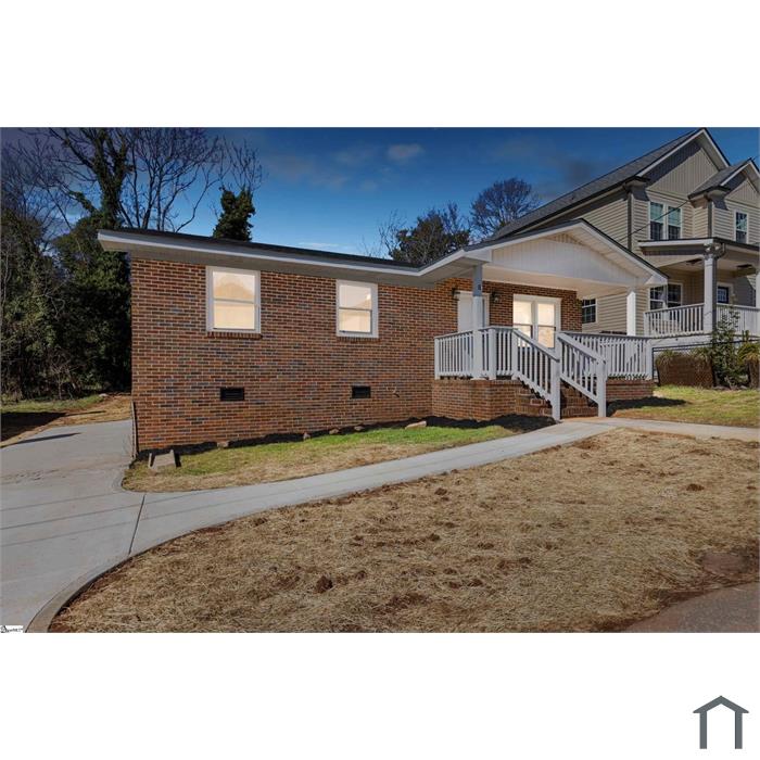 8 Harris Ln