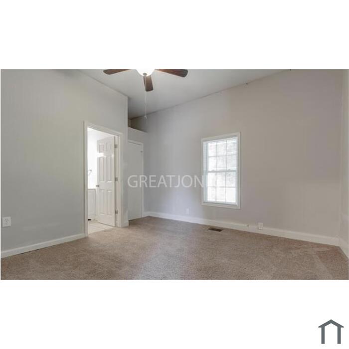 1511 South Main Street 29624  14383 - 14383