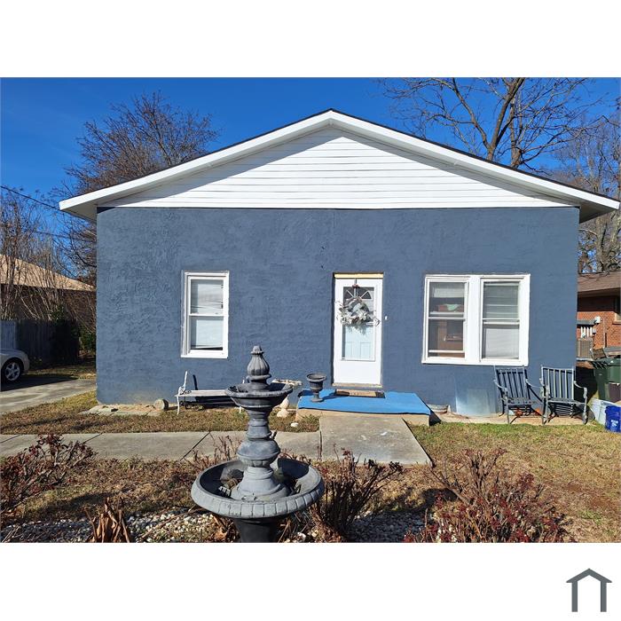 352 Hampton St